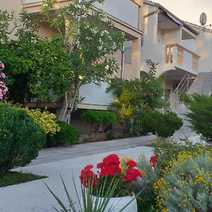 Golić Apartament Biograd Na Moru