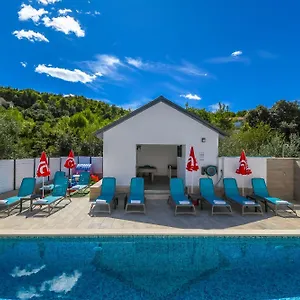 Niko Appartement Trogir